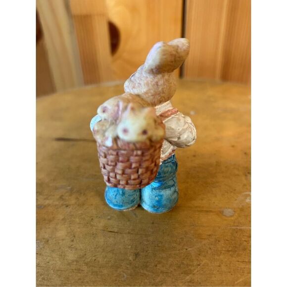 Bunny Gardens Gala Limited Edition Carrots In A Bucket Easter Rabbit Figurine (8 - Picture 3 of 6
